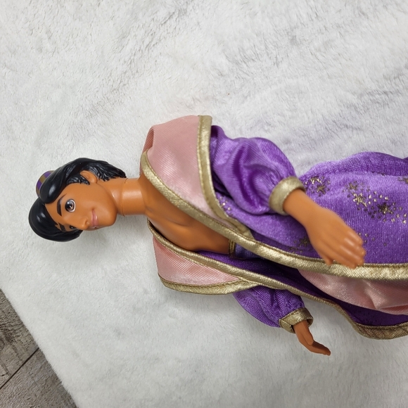 Vintage Mattel Disney Aladdin Doll From 1993. - Picture 15 of 16